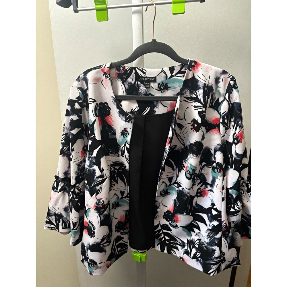 Lane Bryant Women’s Plus 2X 18/20 Floral Open Front Short Jacket 3/4 Sleeve